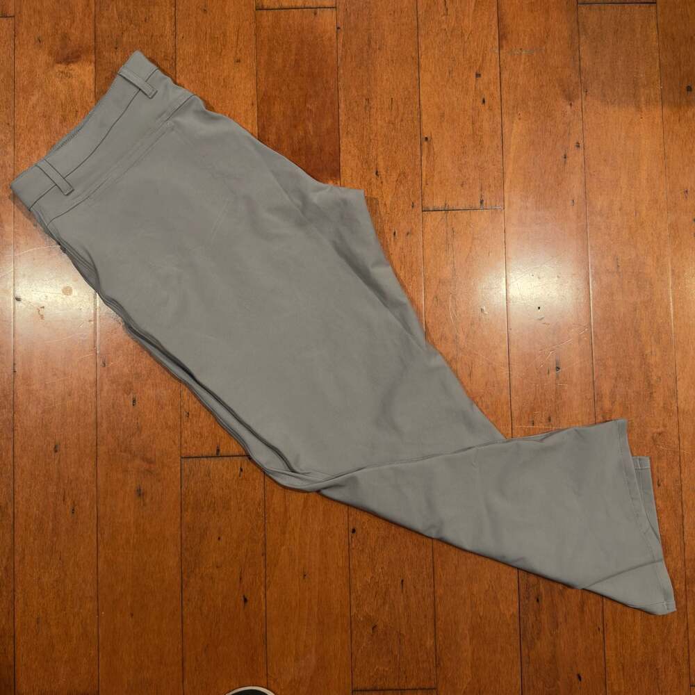 Greg Norman Golf Pants Performance Stretch Gray Size 36x30 Stained